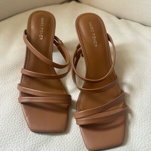 Marc fisher nude sexy heels